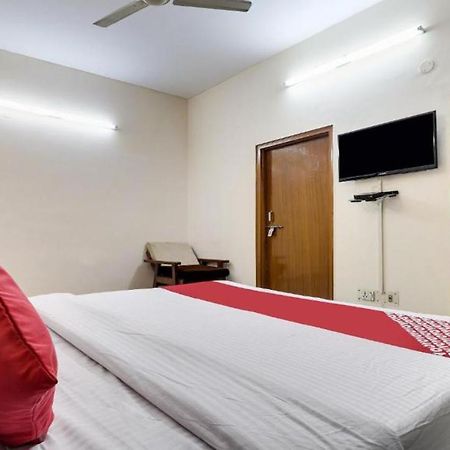 Anh Hotel Lucknow Eksteriør billede