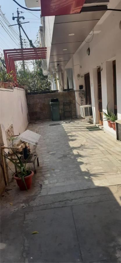 Anh Hotel Lucknow Eksteriør billede